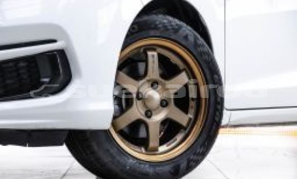 Buy Used Honda Jazz White Car in Bangkok in Bangkok Buy Used Honda Jazz White Car in Bangkok in Bangkok