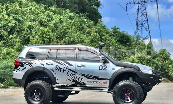 ซื้อ รถมือสอง Mitsubishi Pajero Sport เงิน รถยนต์ ใน %{เมือง} ใน กรุงเทพมหานคร ซื้อ รถมือสอง Mitsubishi Pajero Sport เงิน รถยนต์ ใน %{เมือง} ใน กรุงเทพมหานคร