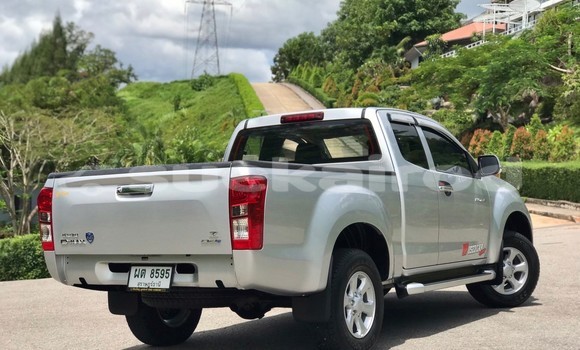 ซื้อ รถมือสอง Isuzu D–MAX เงิน รถยนต์ ใน %{เมือง} ใน กรุงเทพมหานคร ซื้อ รถมือสอง Isuzu D–MAX เงิน รถยนต์ ใน %{เมือง} ใน กรุงเทพมหานคร
