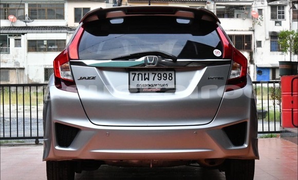 ซื้อ รถมือสอง Honda Jazz เงิน รถยนต์ ใน %{เมือง} ใน กรุงเทพมหานคร ซื้อ รถมือสอง Honda Jazz เงิน รถยนต์ ใน %{เมือง} ใน กรุงเทพมหานคร