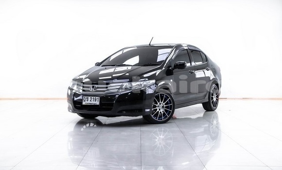 ซื้อ รถมือสอง Honda City สีดำ รถยนต์ ใน %{เมือง} ใน กรุงเทพมหานคร