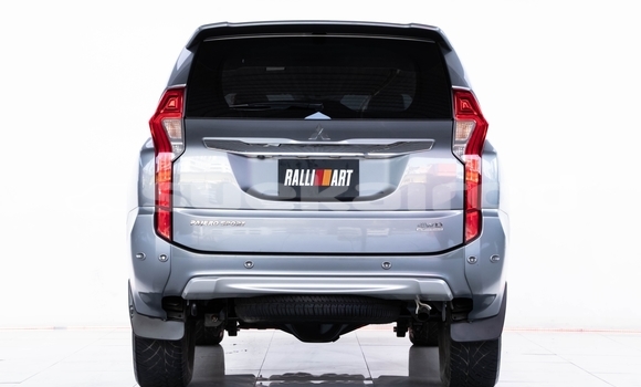 Buy Used Mitsubishi Pajero Other Car in Bangkok in Bangkok Buy Used Mitsubishi Pajero Other Car in Bangkok in Bangkok