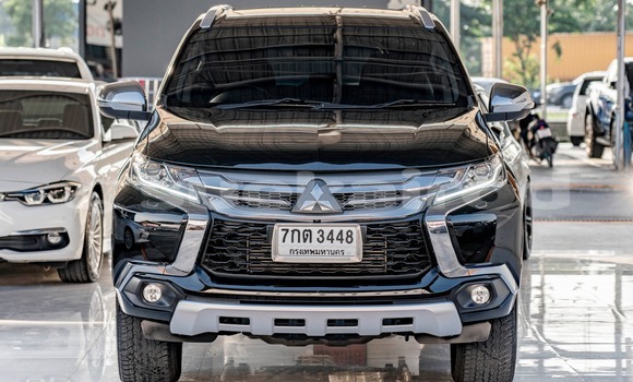 Buy Used Mitsubishi Pajero Sport Black Car in Bangkok in Bangkok Buy Used Mitsubishi Pajero Sport Black Car in Bangkok in Bangkok