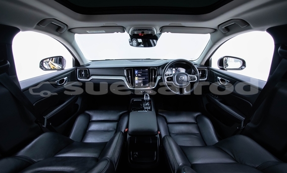 ซื้อ รถมือสอง Volvo V60 สีดำ รถยนต์ ใน %{เมือง} ใน กรุงเทพมหานคร ซื้อ รถมือสอง Volvo V60 สีดำ รถยนต์ ใน %{เมือง} ใน กรุงเทพมหานคร