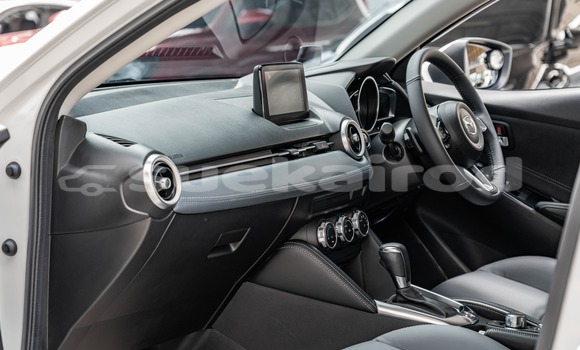 ซื้อ รถมือสอง Mazda 2 ขาว รถยนต์ ใน %{เมือง} ใน กรุงเทพมหานคร ซื้อ รถมือสอง Mazda 2 ขาว รถยนต์ ใน %{เมือง} ใน กรุงเทพมหานคร