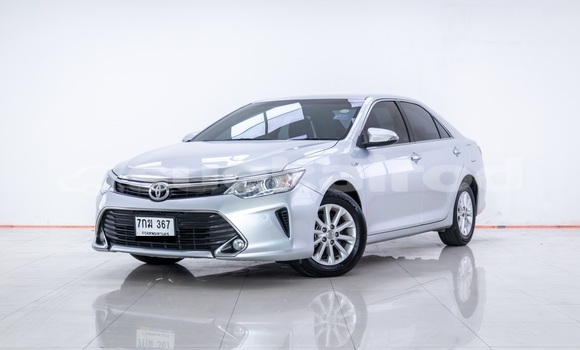 ซื้อ รถมือสอง Toyota Camry อื่น ๆ รถยนต์ ใน %{เมือง} ใน กรุงเทพมหานคร