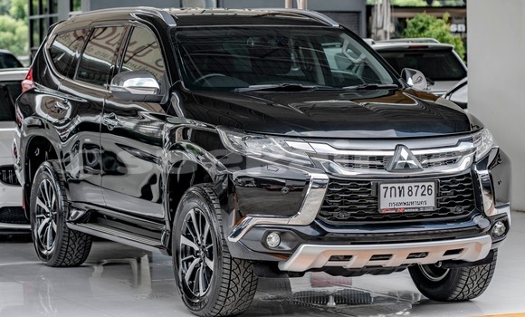 ซื้อ รถมือสอง Mitsubishi Pajero Sport สีดำ รถยนต์ ใน %{เมือง} ใน กรุงเทพมหานคร ซื้อ รถมือสอง Mitsubishi Pajero Sport สีดำ รถยนต์ ใน %{เมือง} ใน กรุงเทพมหานคร