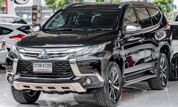 ซื้อ รถมือสอง Mitsubishi Pajero Sport สีดำ รถยนต์ ใน %{เมือง} ใน กรุงเทพมหานคร ซื้อ รถมือสอง Mitsubishi Pajero Sport สีดำ รถยนต์ ใน %{เมือง} ใน กรุงเทพมหานคร