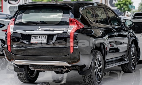 ซื้อ รถมือสอง Mitsubishi Pajero Sport สีดำ รถยนต์ ใน %{เมือง} ใน กรุงเทพมหานคร ซื้อ รถมือสอง Mitsubishi Pajero Sport สีดำ รถยนต์ ใน %{เมือง} ใน กรุงเทพมหานคร
