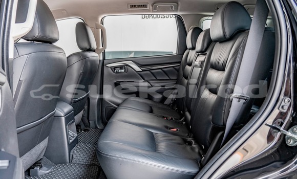 ซื้อ รถมือสอง Mitsubishi Pajero Sport สีดำ รถยนต์ ใน %{เมือง} ใน กรุงเทพมหานคร ซื้อ รถมือสอง Mitsubishi Pajero Sport สีดำ รถยนต์ ใน %{เมือง} ใน กรุงเทพมหานคร