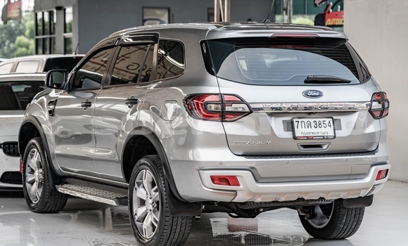 ซื้อ รถมือสอง Ford Everest อื่น ๆ รถยนต์ ใน %{เมือง} ใน กรุงเทพมหานคร ซื้อ รถมือสอง Ford Everest อื่น ๆ รถยนต์ ใน %{เมือง} ใน กรุงเทพมหานคร