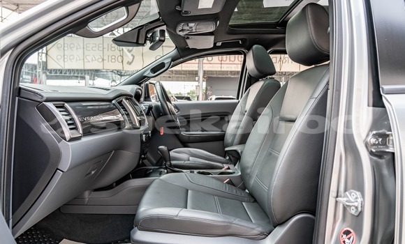 ซื้อ รถมือสอง Ford Everest อื่น ๆ รถยนต์ ใน %{เมือง} ใน กรุงเทพมหานคร ซื้อ รถมือสอง Ford Everest อื่น ๆ รถยนต์ ใน %{เมือง} ใน กรุงเทพมหานคร