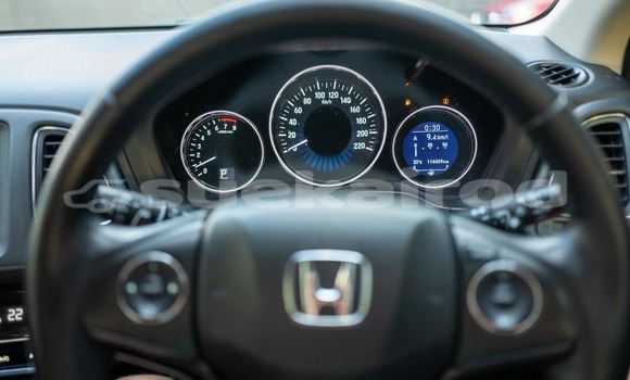 Buy Used Honda HR-V White Car in Bangkok in Bangkok Buy Used Honda HR-V White Car in Bangkok in Bangkok
