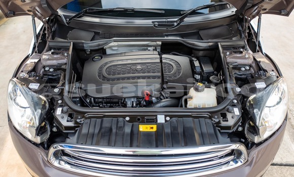 Buy Used Honda HR-V White Car in Bangkok in Bangkok Buy Used Honda HR-V White Car in Bangkok in Bangkok