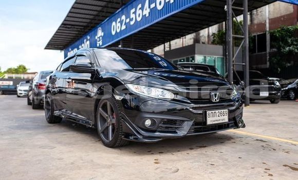 ซื้อ รถมือสอง Honda Civic สีดำ รถยนต์ ใน %{เมือง} ใน กรุงเทพมหานคร
