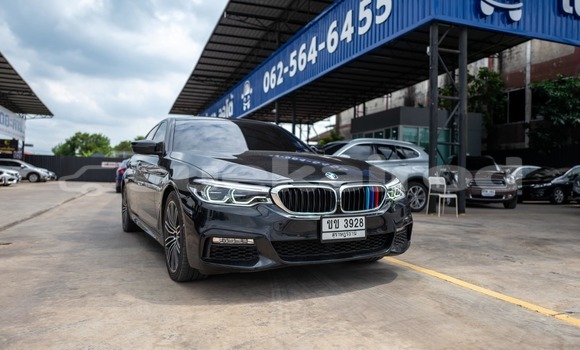 ซื้อ รถมือสอง BMW 5–Series สีดำ รถยนต์ ใน %{เมือง} ใน กรุงเทพมหานคร