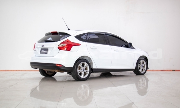 Buy Used Ford Focus White Car in Bangkok in Bangkok Buy Used Ford Focus White Car in Bangkok in Bangkok