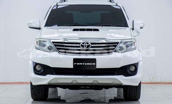 Buy Used Toyota Fortuner White Car in Bangkok in Bangkok Buy Used Toyota Fortuner White Car in Bangkok in Bangkok