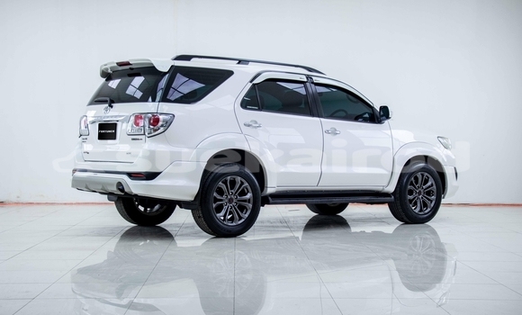 Buy Used Toyota Fortuner White Car in Bangkok in Bangkok Buy Used Toyota Fortuner White Car in Bangkok in Bangkok