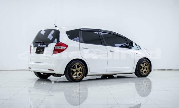 ซื้อ รถมือสอง Honda Jazz ขาว รถยนต์ ใน %{เมือง} ใน กรุงเทพมหานคร ซื้อ รถมือสอง Honda Jazz ขาว รถยนต์ ใน %{เมือง} ใน กรุงเทพมหานคร