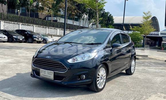 ซื้อ รถมือสอง Ford Fiesta สีดำ รถยนต์ ใน %{เมือง} ใน กรุงเทพมหานคร