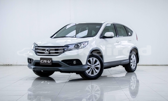 Buy Used Honda CR-V White Car in Bangkok in Bangkok