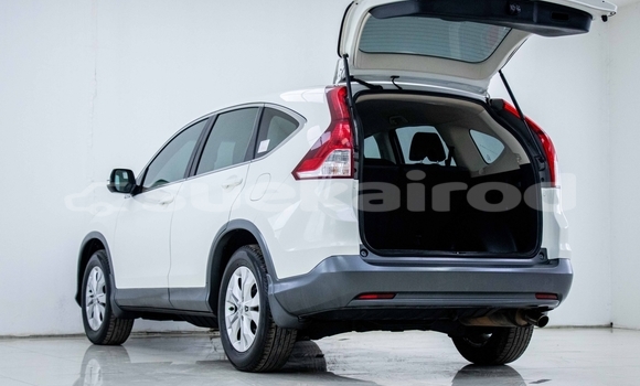 Buy Used Honda CR-V White Car in Bangkok in Bangkok Buy Used Honda CR-V White Car in Bangkok in Bangkok