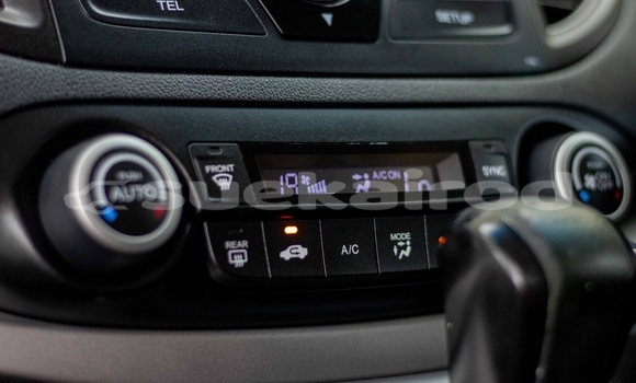 Buy Used Honda CR-V White Car in Bangkok in Bangkok Buy Used Honda CR-V White Car in Bangkok in Bangkok