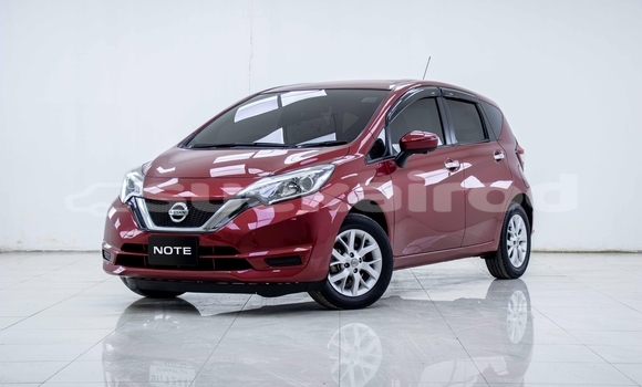 ซื้อ รถมือสอง Nissan Note สีแดง รถยนต์ ใน %{เมือง} ใน กรุงเทพมหานคร