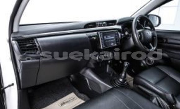 Buy Used Toyota Hiluxe Revo White Car in Bangkok in Bangkok Buy Used Toyota Hiluxe Revo White Car in Bangkok in Bangkok