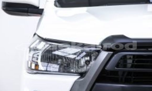 Buy Used Toyota Hiluxe Revo White Car in Bangkok in Bangkok Buy Used Toyota Hiluxe Revo White Car in Bangkok in Bangkok