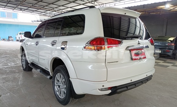 ซื้อ รถมือสอง Mitsubishi Pajero Sport ขาว รถยนต์ ใน %{เมือง} ใน ยโสธร ซื้อ รถมือสอง Mitsubishi Pajero Sport ขาว รถยนต์ ใน %{เมือง} ใน ยโสธร