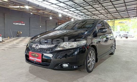 ซื้อ รถมือสอง Honda City สีดำ รถยนต์ ใน %{เมือง} ใน ยโสธร