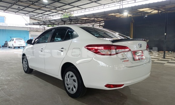 Buy Used Toyota Yaris Ativ White Car in Yasothon in Yasothon Buy Used Toyota Yaris Ativ White Car in Yasothon in Yasothon