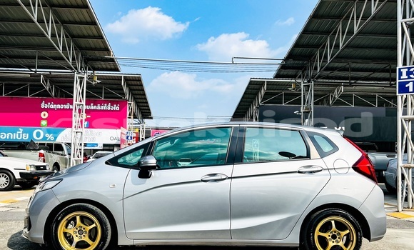 Buy Used Honda Jazz Other Car in Bangkok in Bangkok Buy Used Honda Jazz Other Car in Bangkok in Bangkok