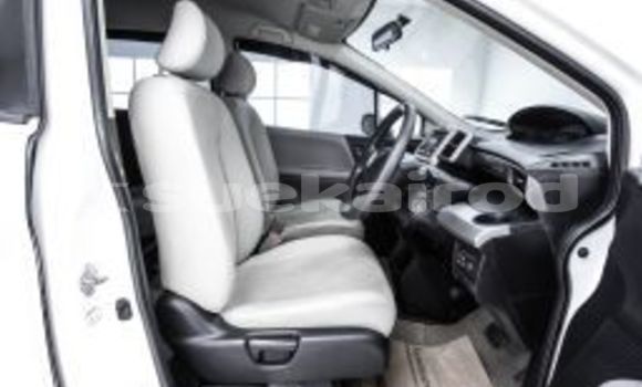 Buy Used Honda Freed White Car in Bangkok in Bangkok Buy Used Honda Freed White Car in Bangkok in Bangkok
