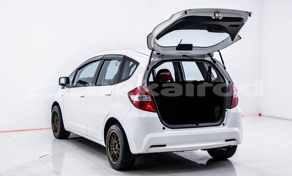 Buy Used Honda Jazz White Car in Bangkok in Bangkok Buy Used Honda Jazz White Car in Bangkok in Bangkok