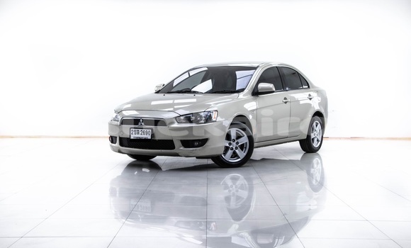 ซื้อ รถมือสอง Mitsubishi Lancer สีน้ำตาล รถยนต์ ใน %{เมือง} ใน กรุงเทพมหานคร