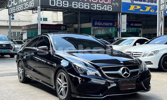 ซื้อ รถมือสอง Mercedes-Benz E-Classe สีดำ รถยนต์ ใน %{เมือง} ใน กรุงเทพมหานคร