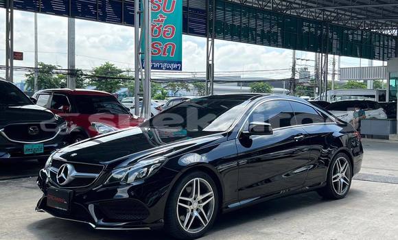 ซื้อ รถมือสอง Mercedes-Benz E-Classe สีดำ รถยนต์ ใน %{เมือง} ใน กรุงเทพมหานคร ซื้อ รถมือสอง Mercedes-Benz E-Classe สีดำ รถยนต์ ใน %{เมือง} ใน กรุงเทพมหานคร