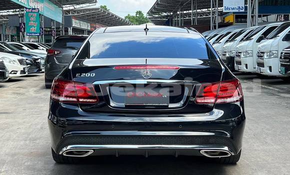 ซื้อ รถมือสอง Mercedes-Benz E-Classe สีดำ รถยนต์ ใน %{เมือง} ใน กรุงเทพมหานคร ซื้อ รถมือสอง Mercedes-Benz E-Classe สีดำ รถยนต์ ใน %{เมือง} ใน กรุงเทพมหานคร