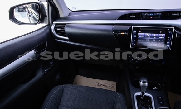 ซื้อ รถมือสอง Toyota Hiluxe Revo สีดำ รถยนต์ ใน %{เมือง} ใน นนทบุรี ซื้อ รถมือสอง Toyota Hiluxe Revo สีดำ รถยนต์ ใน %{เมือง} ใน นนทบุรี