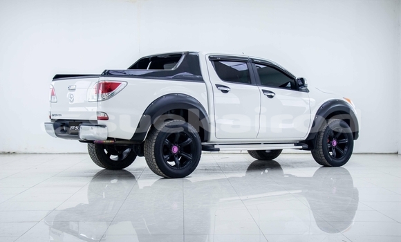 ซื้อ รถมือสอง Mazda BT-50 ขาว รถยนต์ ใน %{เมือง} ใน สมุทรสาคร ซื้อ รถมือสอง Mazda BT-50 ขาว รถยนต์ ใน %{เมือง} ใน สมุทรสาคร