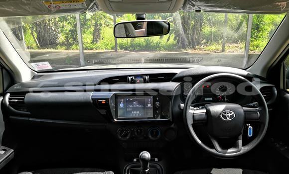 ซื้อ รถมือสอง Toyota Hiluxe Revo เงิน รถยนต์ ใน %{เมือง} ใน ภูเก็ต ซื้อ รถมือสอง Toyota Hiluxe Revo เงิน รถยนต์ ใน %{เมือง} ใน ภูเก็ต