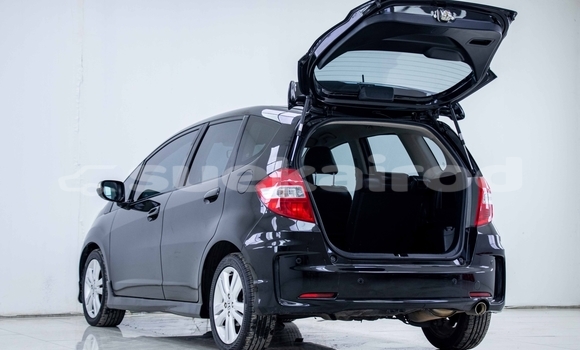 ซื้อ รถมือสอง Honda Jazz สีดำ รถยนต์ ใน %{เมือง} ใน สมุทรสาคร ซื้อ รถมือสอง Honda Jazz สีดำ รถยนต์ ใน %{เมือง} ใน สมุทรสาคร