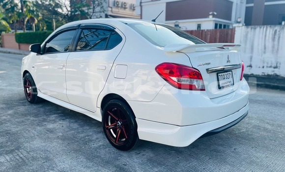 ซื้อ รถมือสอง Mitsubishi Attrage ขาว รถยนต์ ใน %{เมือง} ใน กรุงเทพมหานคร ซื้อ รถมือสอง Mitsubishi Attrage ขาว รถยนต์ ใน %{เมือง} ใน กรุงเทพมหานคร