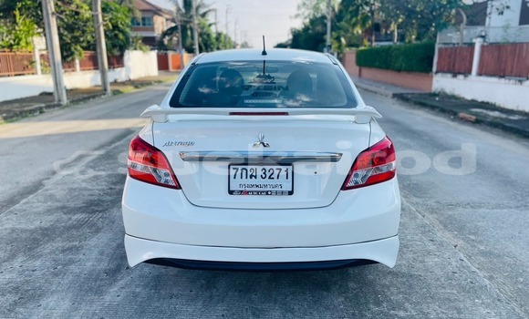 ซื้อ รถมือสอง Mitsubishi Attrage ขาว รถยนต์ ใน %{เมือง} ใน กรุงเทพมหานคร ซื้อ รถมือสอง Mitsubishi Attrage ขาว รถยนต์ ใน %{เมือง} ใน กรุงเทพมหานคร