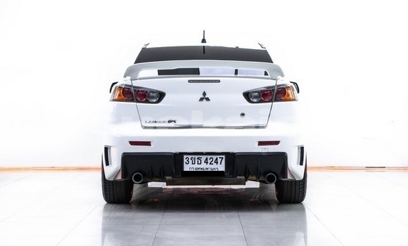 ซื้อ รถมือสอง Mitsubishi Lancer ขาว รถยนต์ ใน %{เมือง} ใน กรุงเทพมหานคร ซื้อ รถมือสอง Mitsubishi Lancer ขาว รถยนต์ ใน %{เมือง} ใน กรุงเทพมหานคร