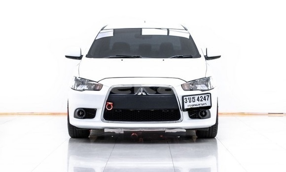 ซื้อ รถมือสอง Mitsubishi Lancer ขาว รถยนต์ ใน %{เมือง} ใน กรุงเทพมหานคร ซื้อ รถมือสอง Mitsubishi Lancer ขาว รถยนต์ ใน %{เมือง} ใน กรุงเทพมหานคร