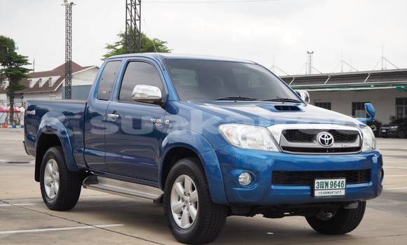 Buy Used Toyota Hiluxe VIGO Blue Car in Bangkok in Bangkok Buy Used Toyota Hiluxe VIGO Blue Car in Bangkok in Bangkok